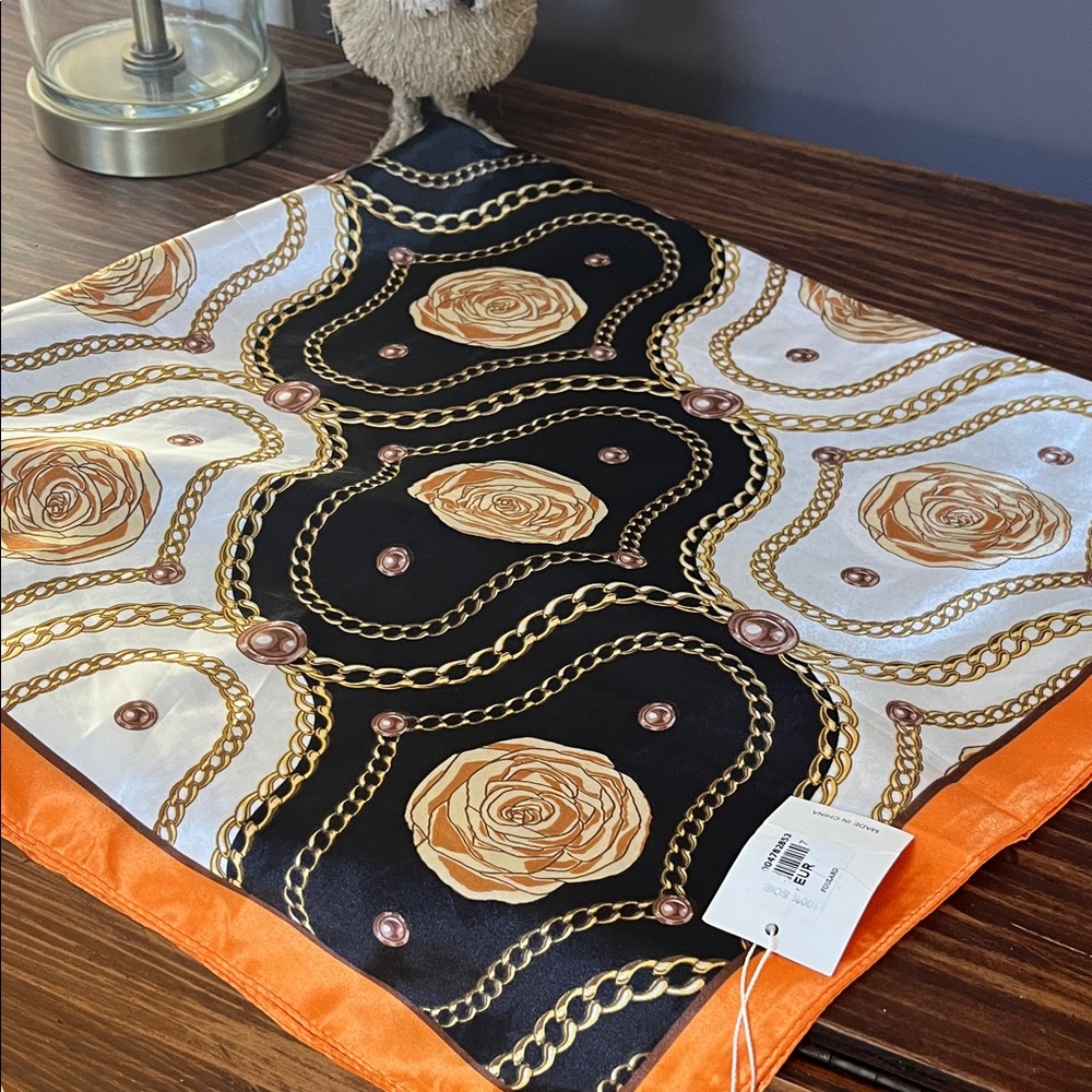 Double M Milano Elegant Black and Orange Scarf with Rose and Chain Design